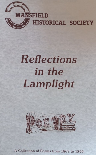 [District] Reflections in the Lamplight